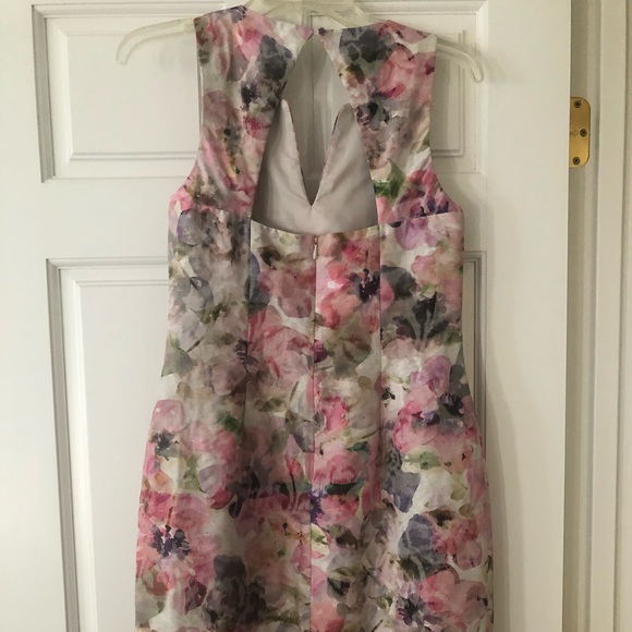 Kay Unger dress , size 6, worn only twice - Picture 5 of 5